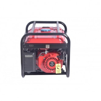 Generator curent electric monofazat Blade PMP0030, 7 CP, 2600 W, 212 CC, 4 timpi, 230 V, stabilizator de tensiune (AVR), protectie la suprasarcina, 15 l capacitate rezervor